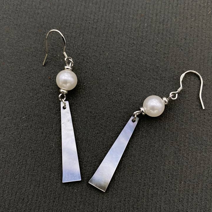 Mio Queena - Wholesale Dangle Earrings - Pearl & Trapezium Abalone Shell Dangle Earrings1