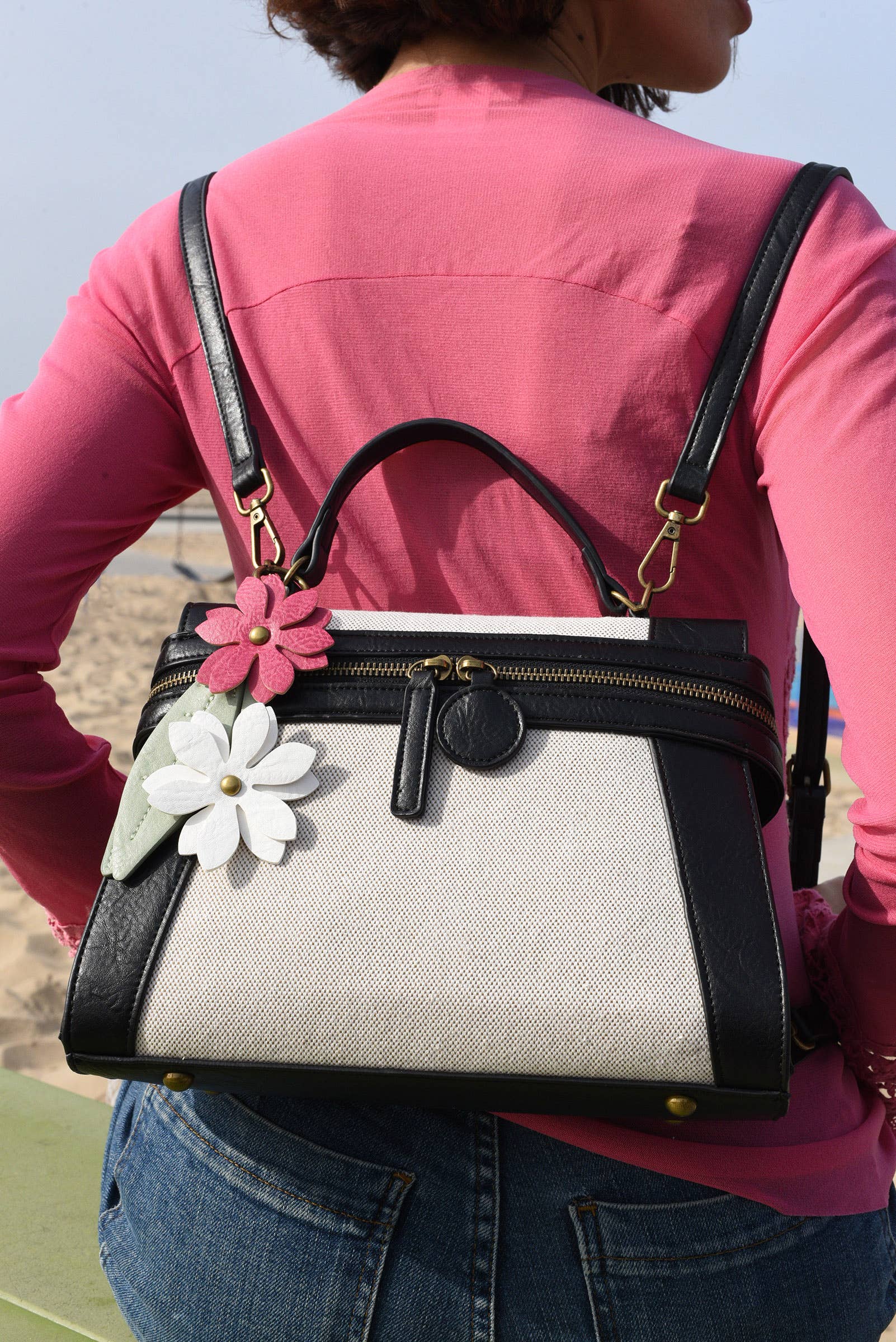 Liz Soto Handbags - Wholesale Crossbody Bag - Women's - Emma 3327 Linen crossbody or backpack1