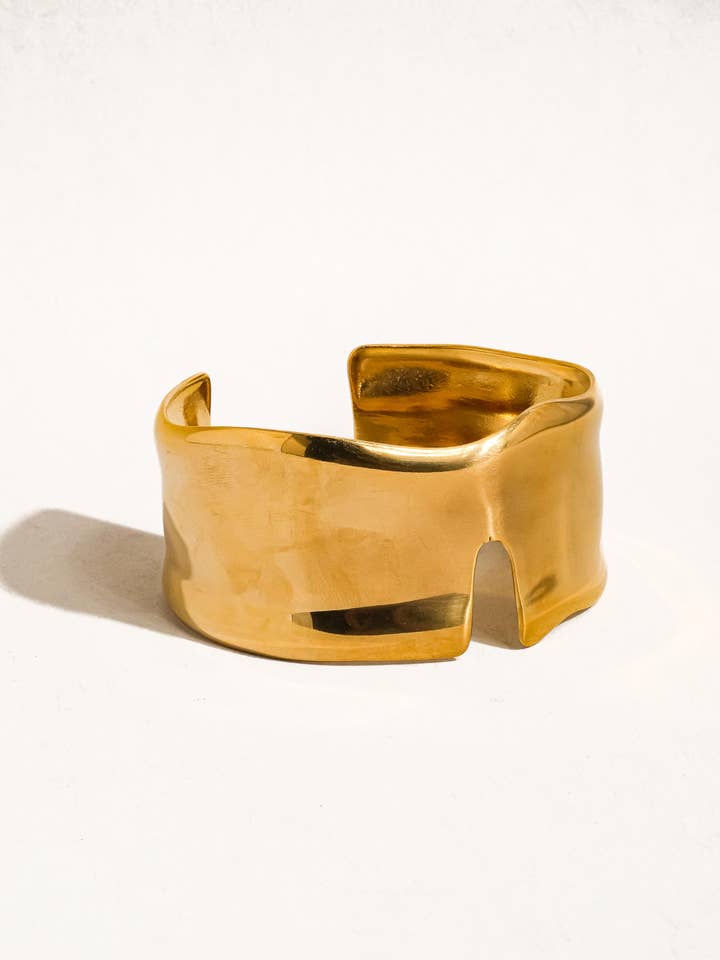 Clyde 18K Gold Non-Tarnish Abstract Bold Bangle for wholesale by Flânerie by MAIQ