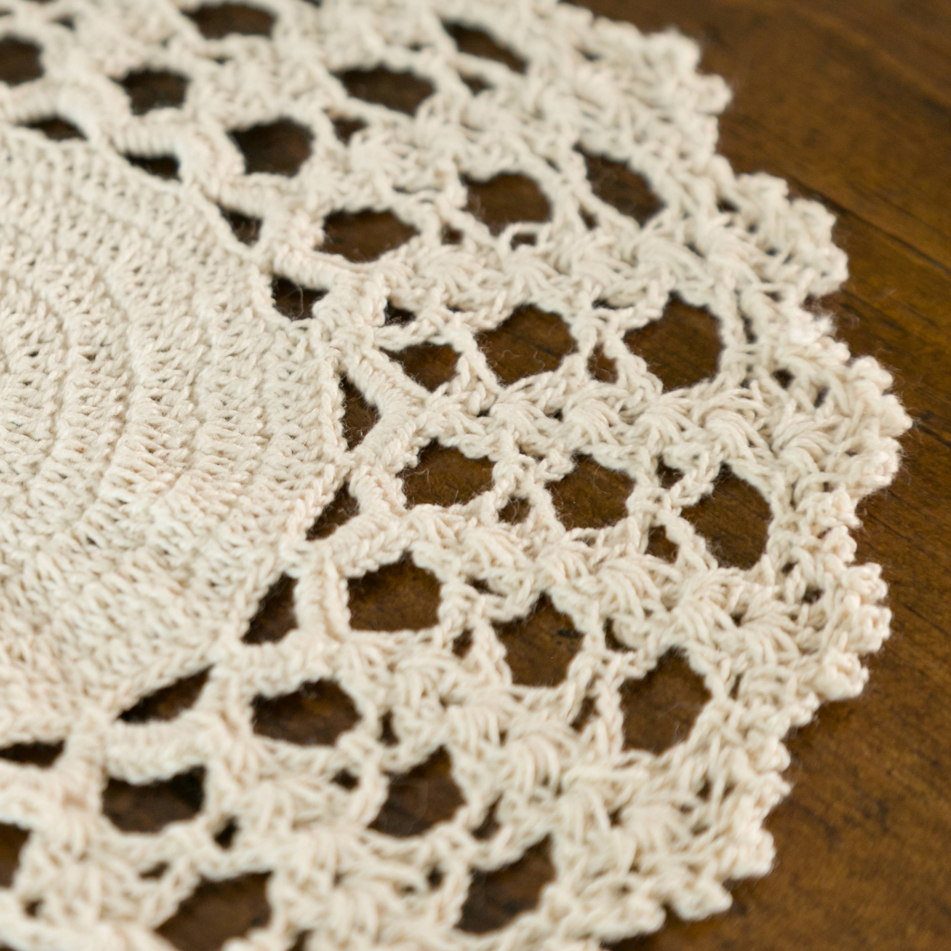 Heritage Lace - Wholesale Doily - Crochet Envy Lacey 8 in Round Natural Doily Set of 43