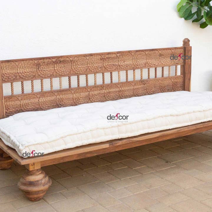 De-cor - Venta al por mayor Camas de día - Sofá cama de madera recuperada con flores de loto natural