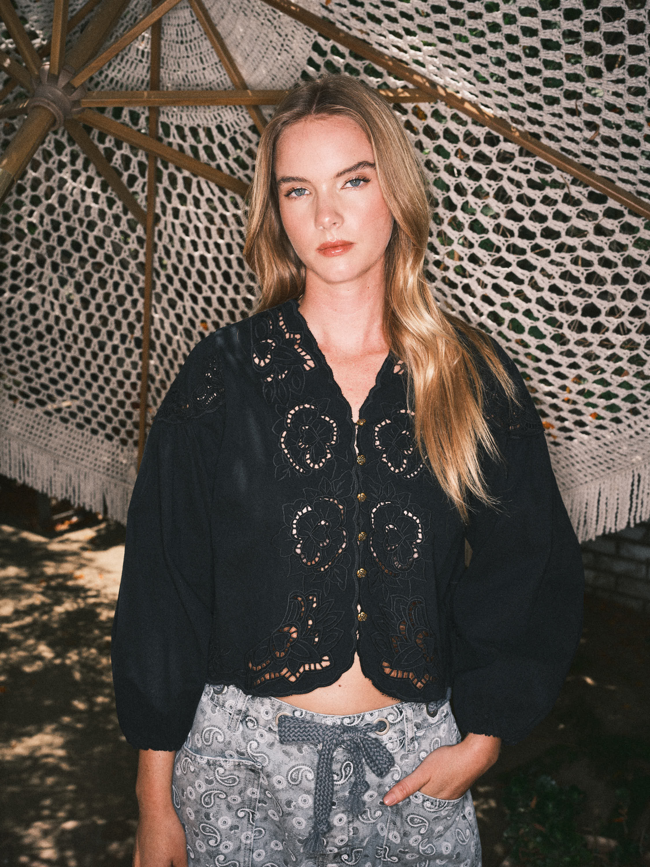 Aaron & Amber - Wholesale Blouse - Women's - MAT2892 DENIM EMBROIDERY VOLUME SLEEVE BLOUSE TOP17