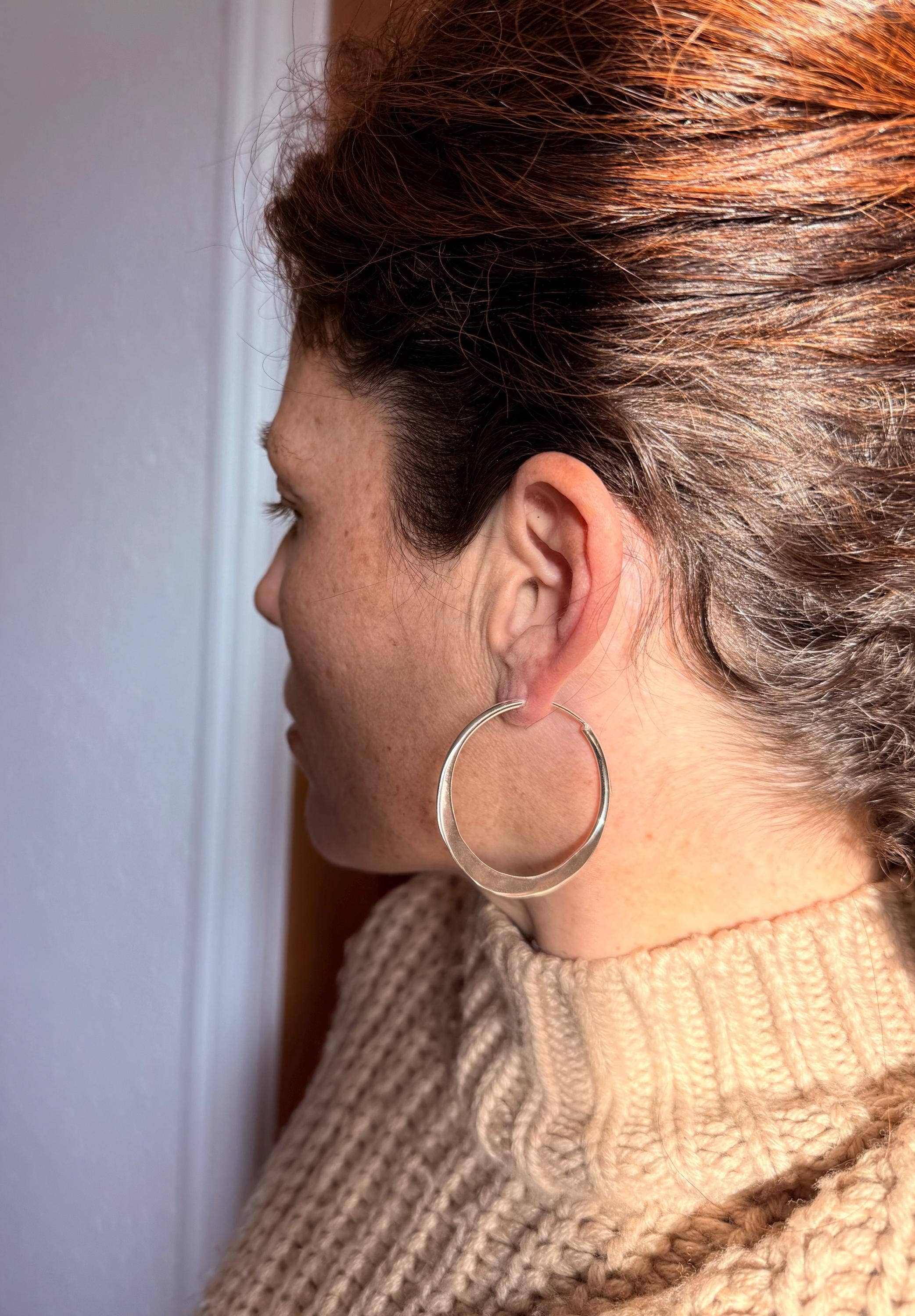 Kaali Boutique – wholesale Hoop earrings – Hammered Flat Silver Hoop Earrings, Bohemian Hoops, Ethnic Jewellery, Everyday Silver Earrings10