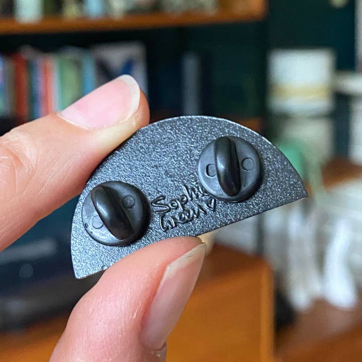 Sophie Green Artist - Wholesale Lapel Pin/Button - Someone I Love Is Trans Enamel Pin Badge