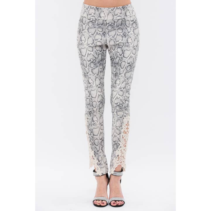 VOCAL - Wholesale Fashion Leggings - Women's - ANIMAL PRINT FAUX LEATHER LEGGINGS1