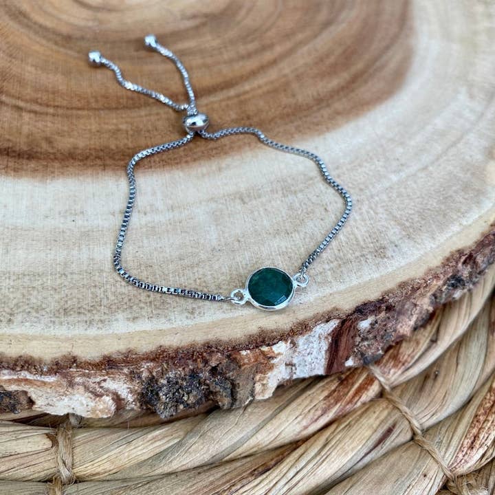 Zierliches silbernes Smaragd-Armband für den Großhandel von Livin Freely