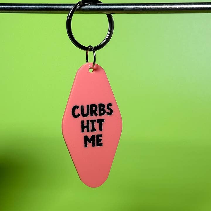 Porte-clés "Les Bordures Me Heurtent" - Drôle - Coquin - Adulte - Impertinent - Non filtré - Sarcastique - Pertinent - Narquois - Doux 16 - Conduite pour la vente par Erin Dayhaw