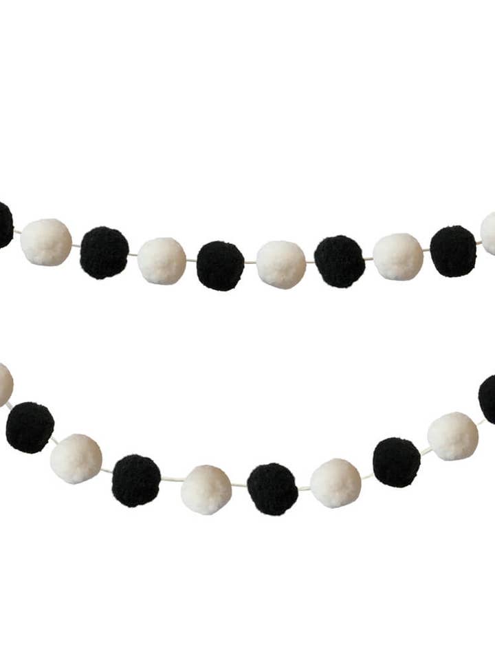 Black & White for wholesale by Carson Dellosa Education