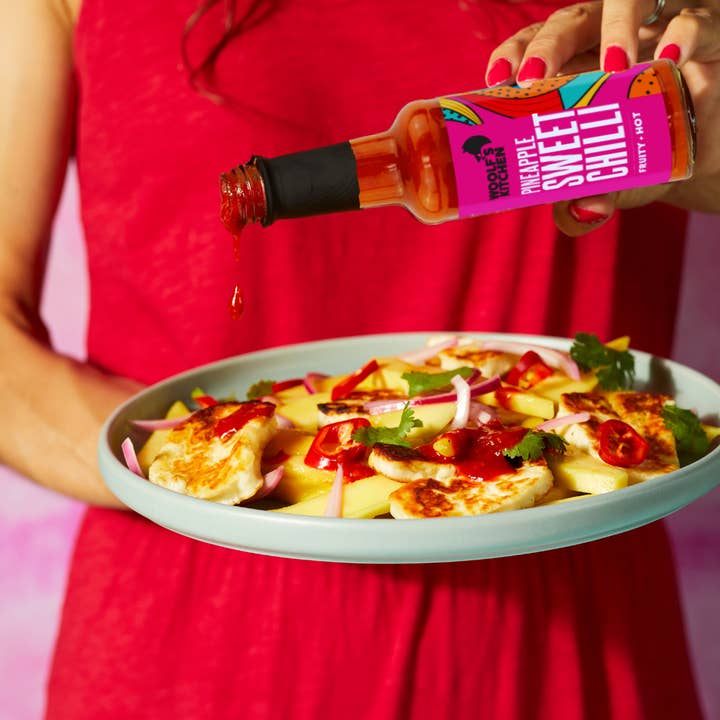 The Woolf's Kitchen – wholesale Sauce – Pineapple Sweet Chilli, 150ml Bottle3