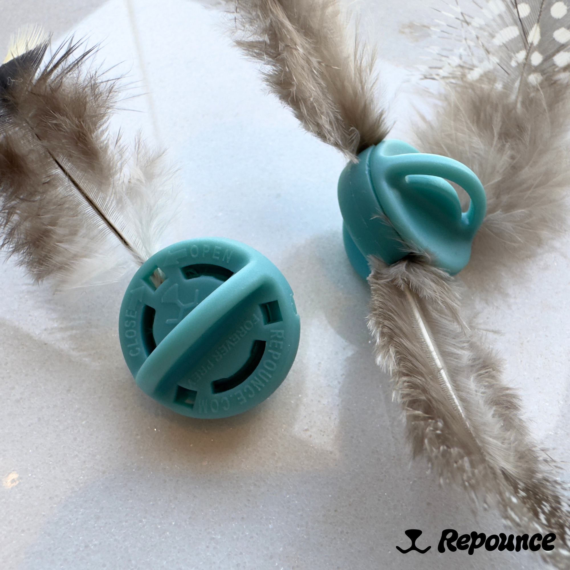 Repounce - Wholesale Pet Toy - Cat - Forever Prey™ - World's First Refillable Feather Toy6