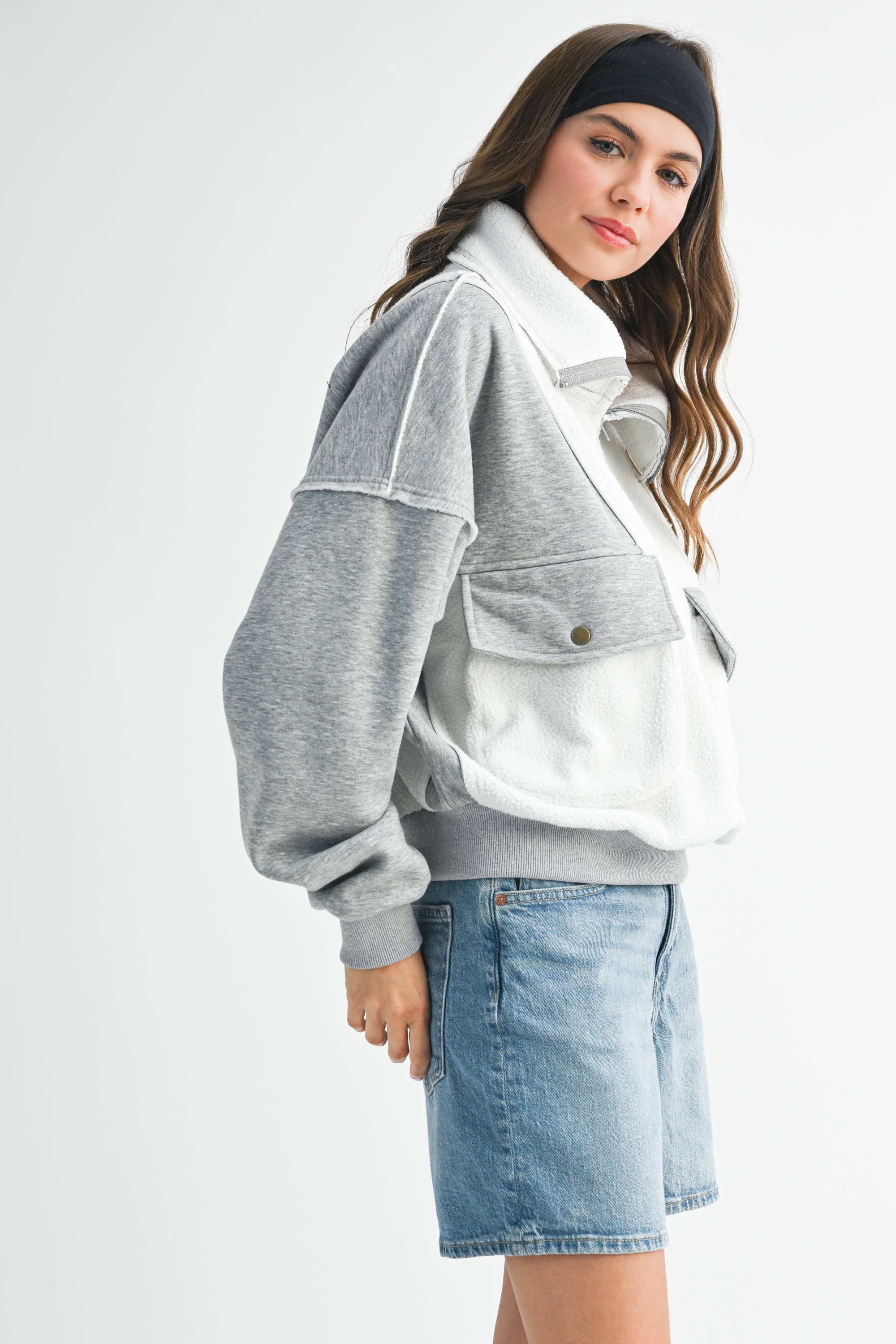 AEMI + CO – Großhandel Strickpullover – Damen – 525AK Carter Pullover von AEMI + CO46