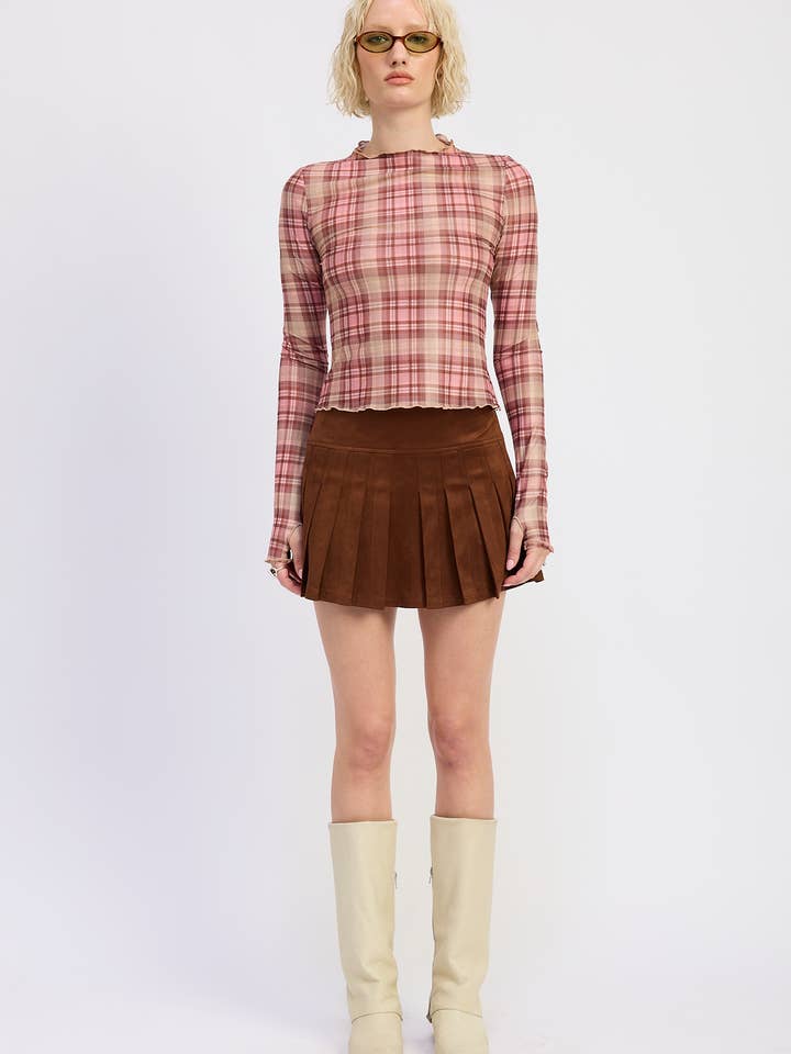 JUPE COURTE PLISSÉE EN DAIM pour la vente par Emory Park