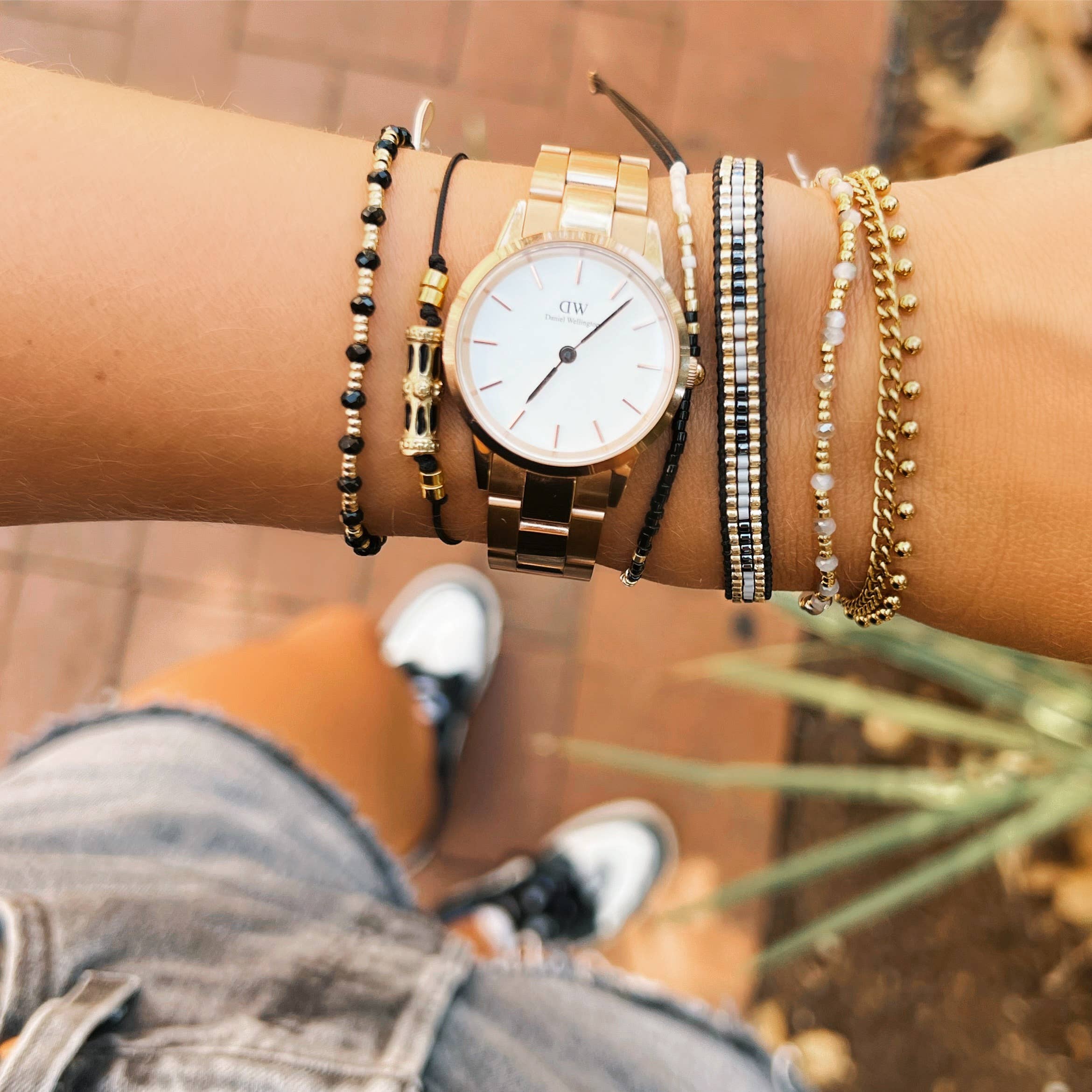 Bazou – Großhandel Glieder- & Kettenarmband – Goldfarbenes Edelstahlarmband mit Münzen2