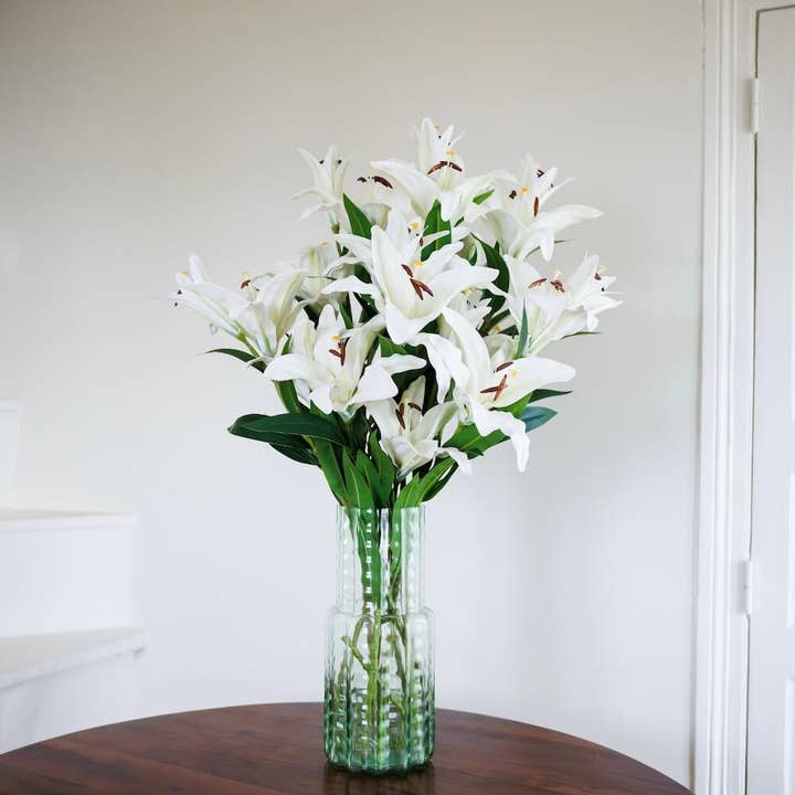 Flowrette - Wholesale Artificial Flowers - Artificial Lily Flower Bouquet3