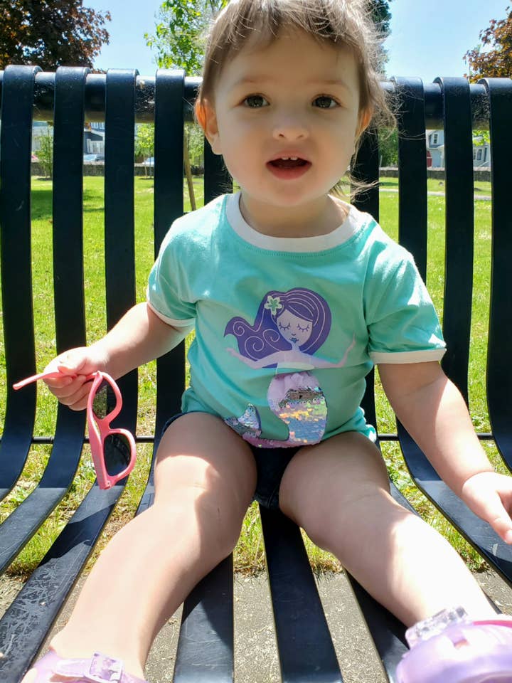 Doodle Pants – Engroshandel T-shirt - Børn – Havfrue Sequin Toddler og børn T-shirt6