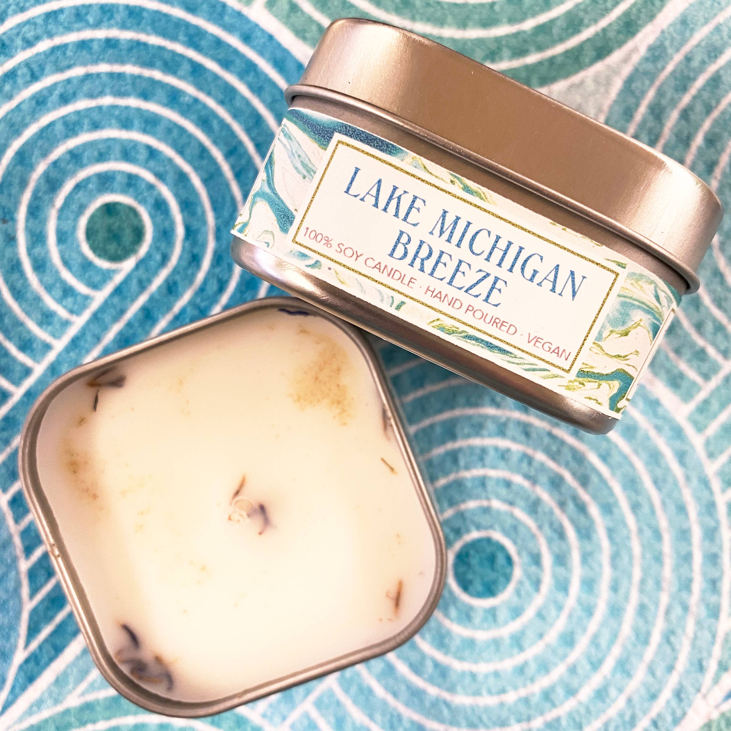 Green Daffodil Bath & Body - Wholesale Travel Candles - Lake Michigan Breeze Soy Candle in Small Tin -Beach Breeze3