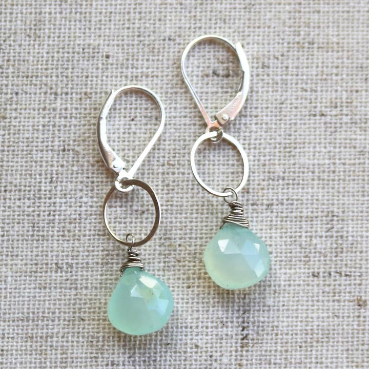 Boucles d'oreilles Calcédoine Bleu Aqua pour la vente par LA DE DA Jewelry