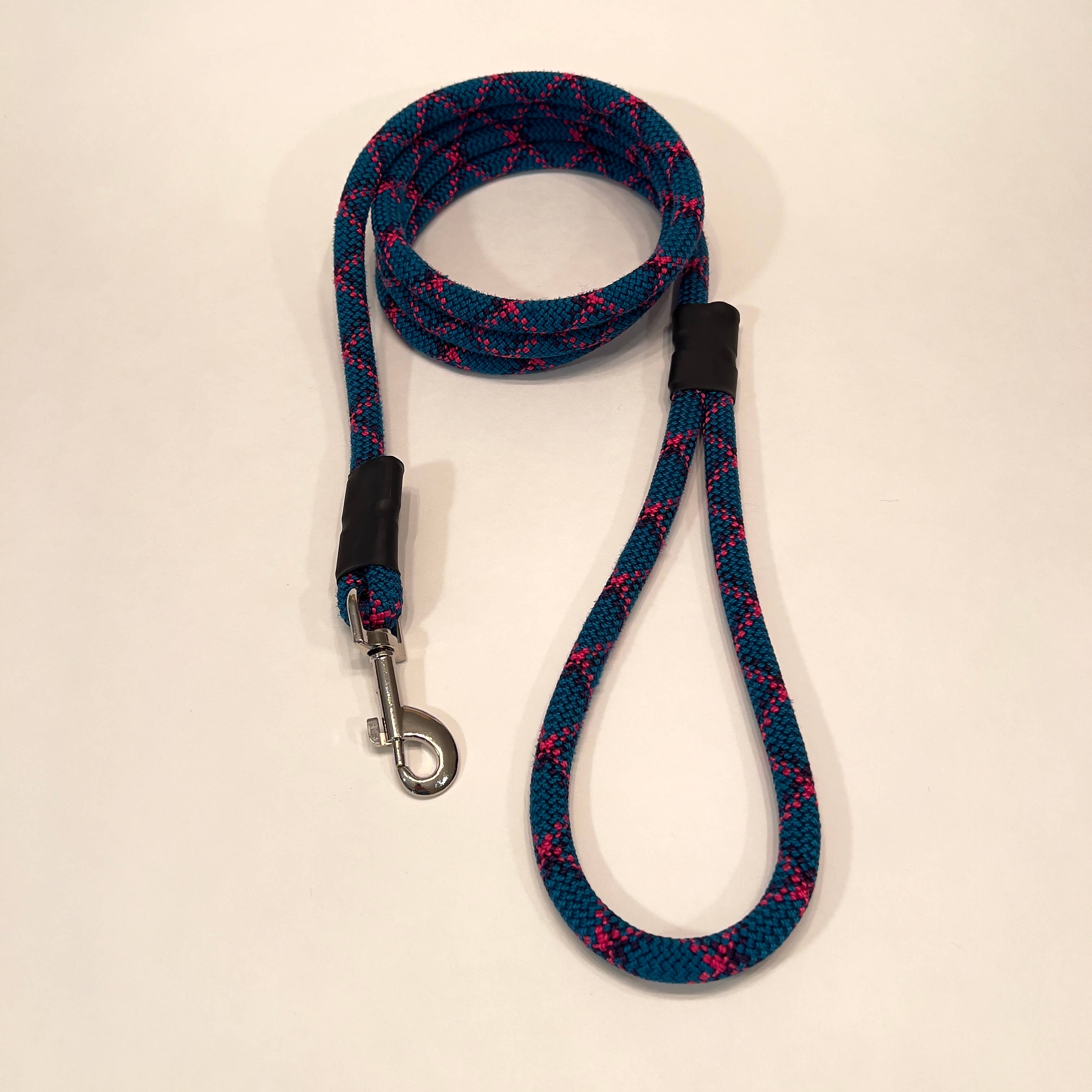 Fitz Outfitters - Wholesale Pet Leash - Dog - Dog leash made from retired climbing rope2