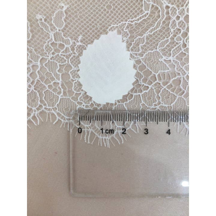 Off White 5 Pc Ivory, Bridal Fabric Leafs, Petals K26 for wholesale on Faire2