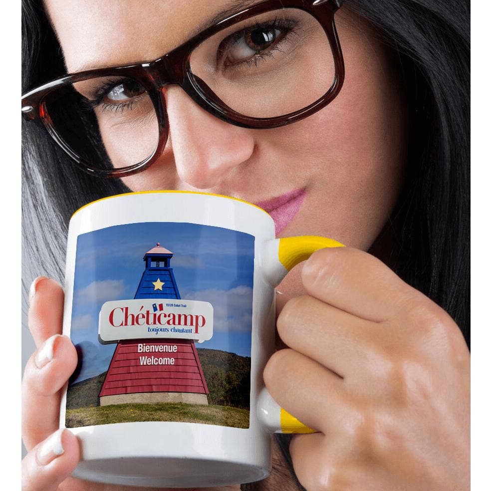 3dRose - Vendita all'ingrosso Tazza - 3dRose, Canada, Nuova Scozia, Cabot Trail. Faro di benvenuto di Cheticamp., Tazza1