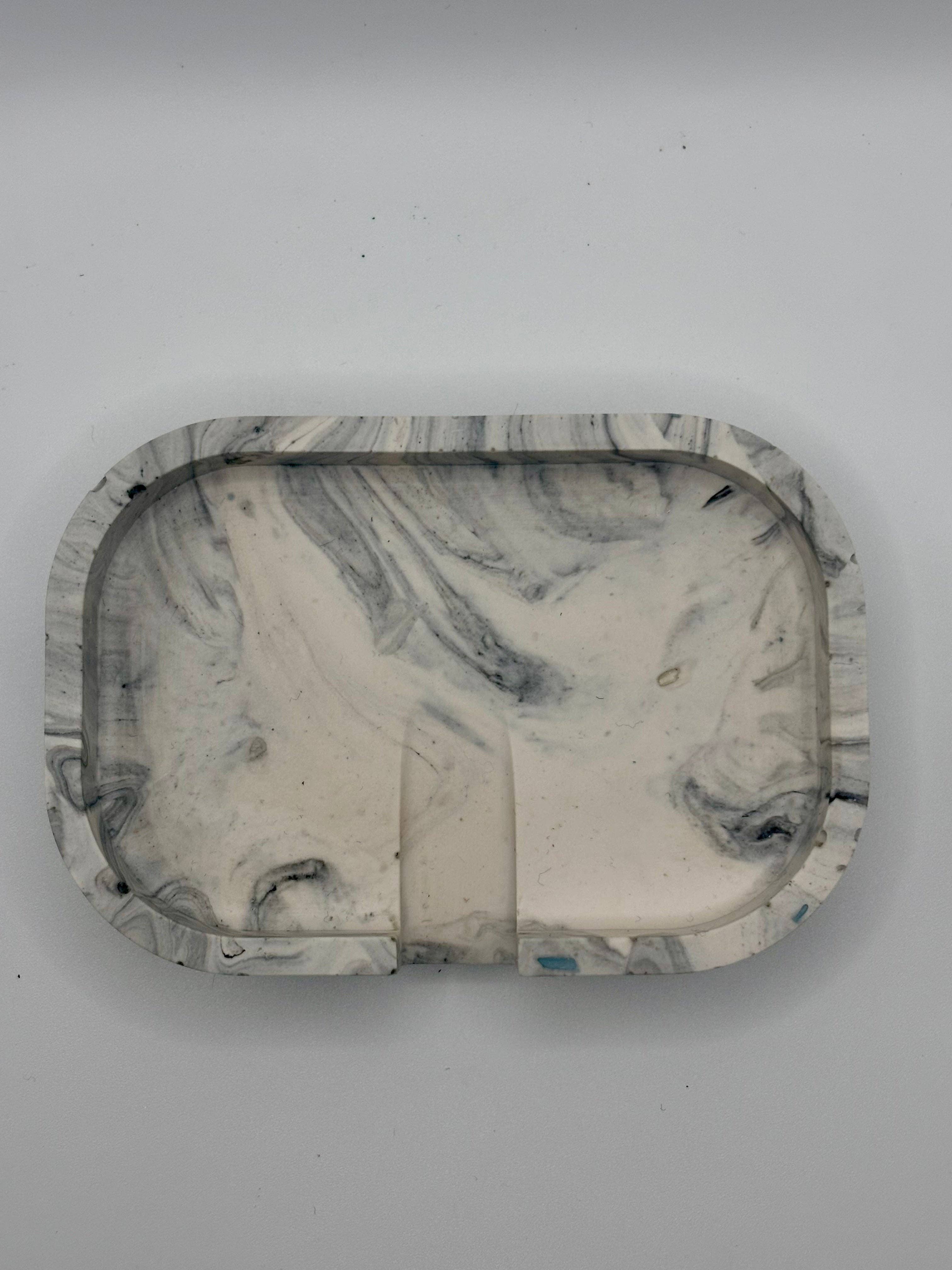 Amandyne Creations - Wholesale Soap Caddy - Rectangular marble-effect soap dish with water drainage2