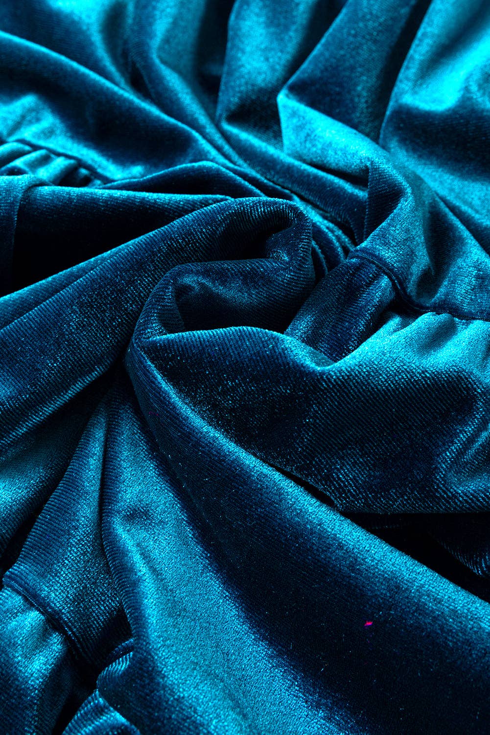 PRETTY BASH – Großhandel Kleid – Damen – Maxikleid aus Samt mit geraffter Taille12