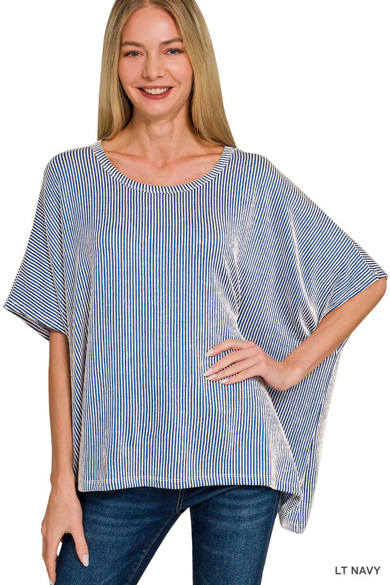 Vanilla Monkey - Wholesale Gebreide top - Dames - Oversized top met korte mouwen en geribbelde strepen1