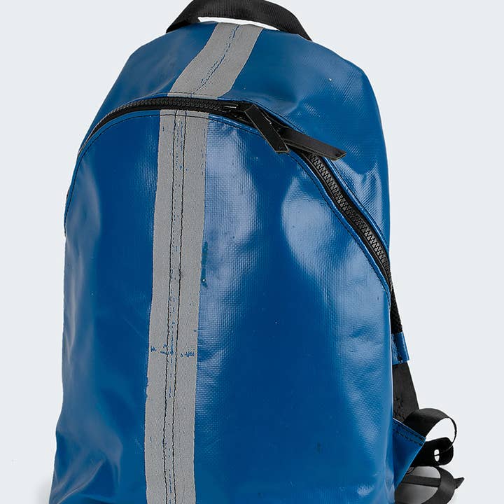 Mochila (Len/Lena) - saco de camião reciclado em material de lona de camião por atacado de DECE
