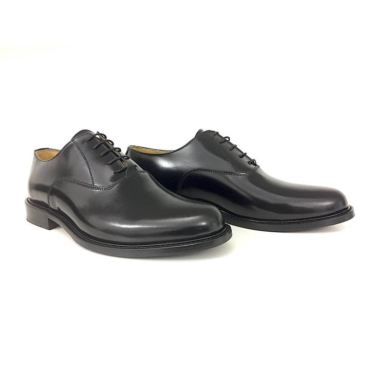 Sapato masculino Francesina em couro de bezerro preto abrasivado por atacado de PAPA