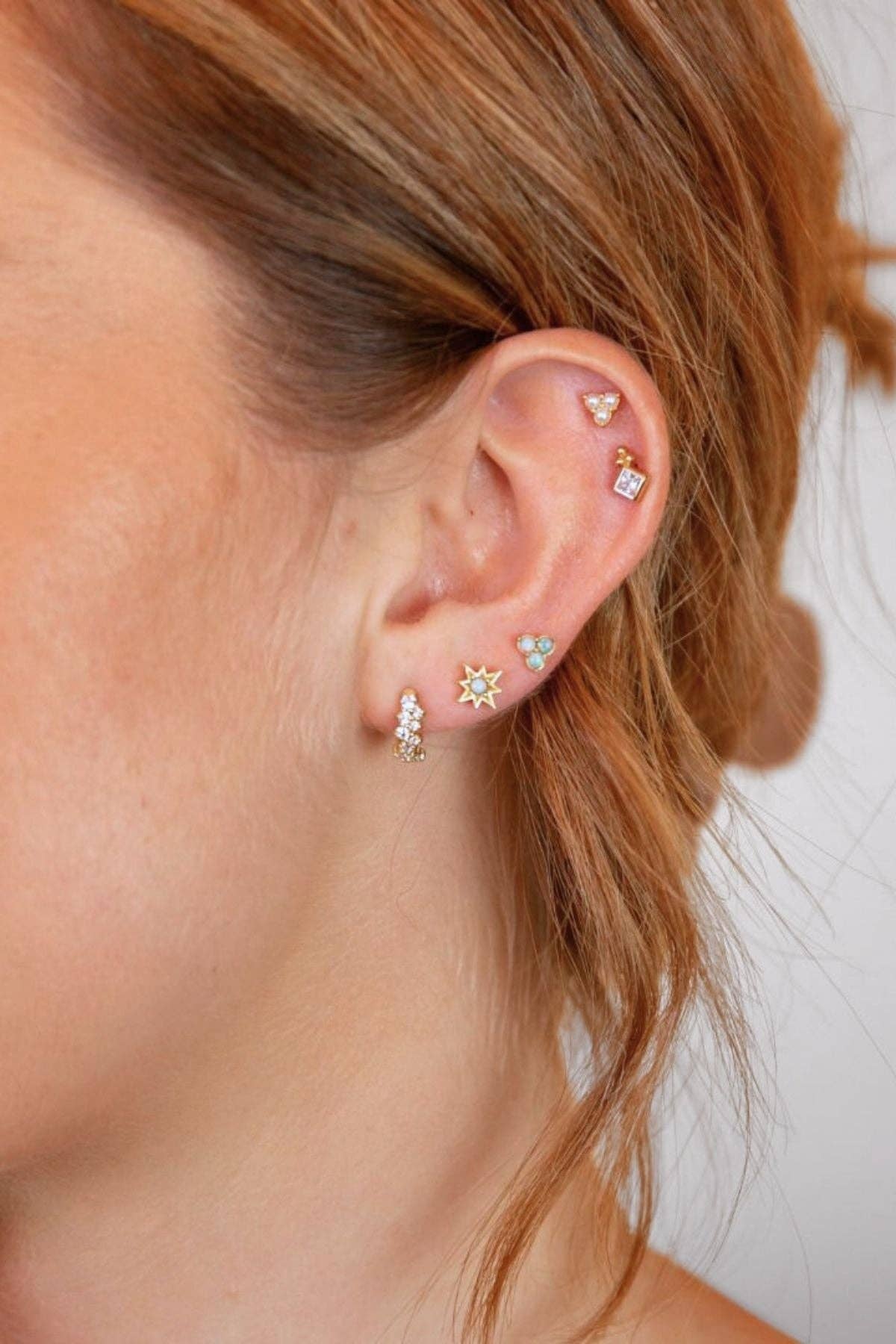 Claire Hill Designs - Wholesale Stud/Post Earrings - Triple Pearl Mini Silver Stud Earrings1