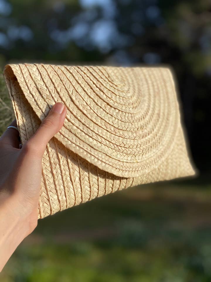 BALI BEIGE CLUTCH for wholesale by Maya Mallorca