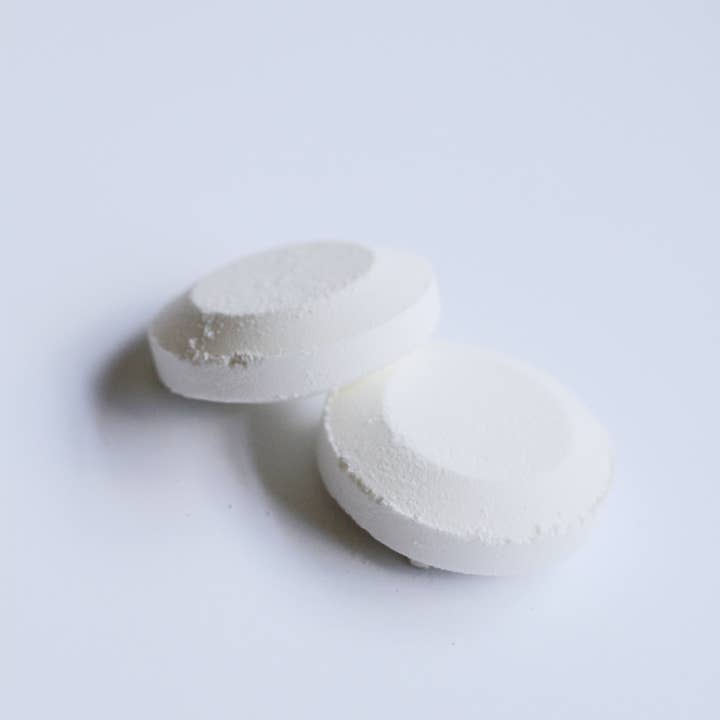 Bushyl - Wholesale Shower Steamer/Bomb - Tea Tree, Eucalyptus & Mint Shower Steamers (pack of 6)