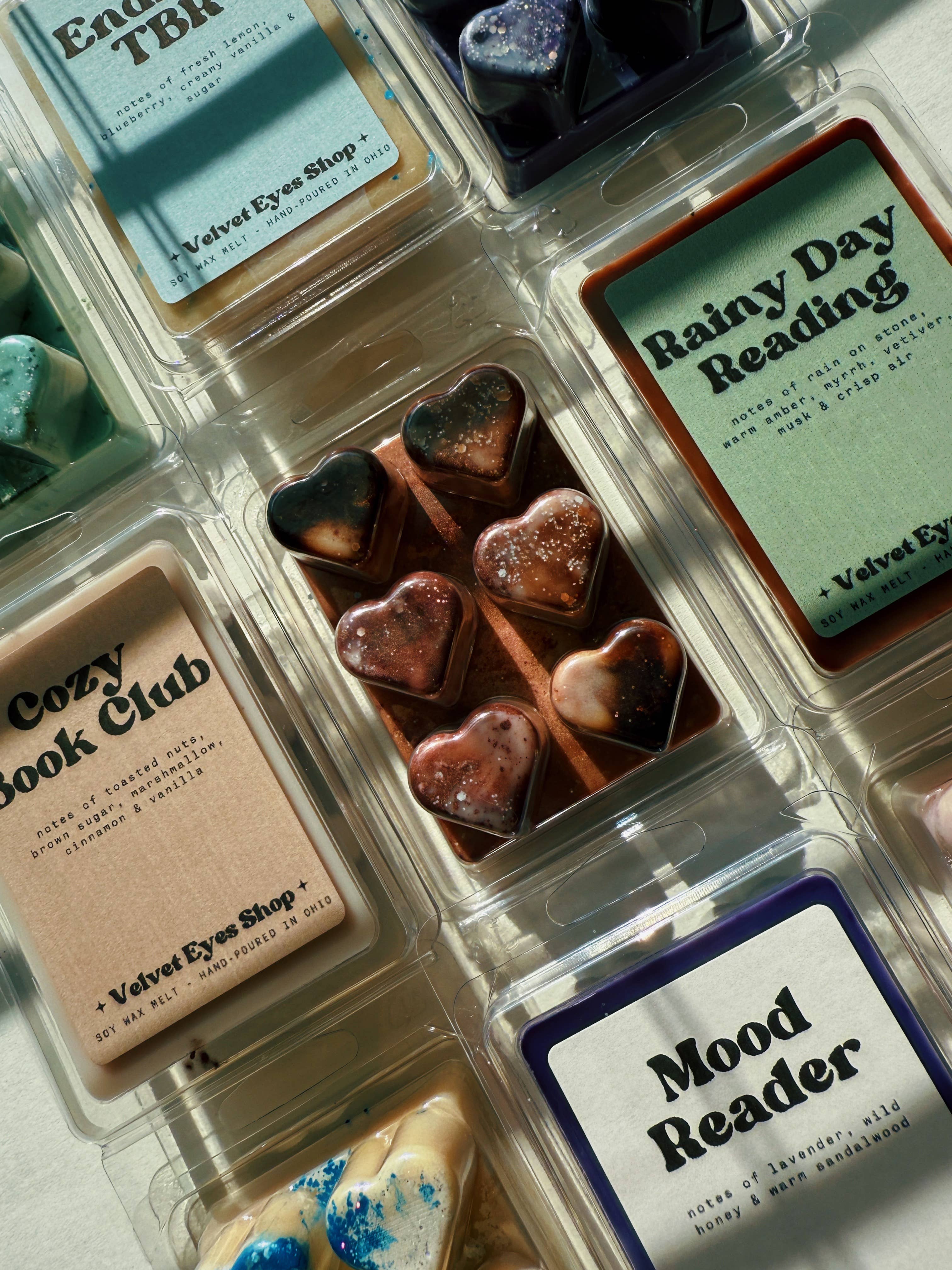 Velvet Eyes Shop - Wholesale Wax Melt - Rainy Day Reading Wax Melt1