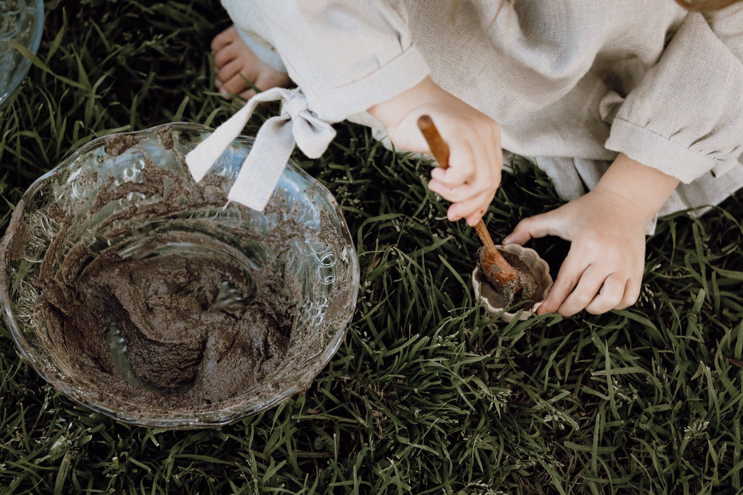 Kinfolk Pantry - Wholesale Toy set – Kids - Mini Pie Mould - Eco Sensory Tool