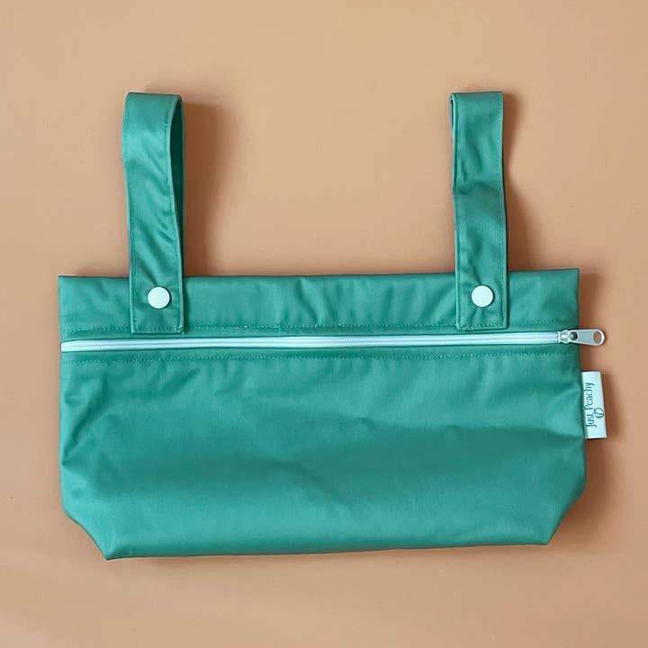Bolsa Little Essentials - Evergreen para venta al por mayor de Just Peachy