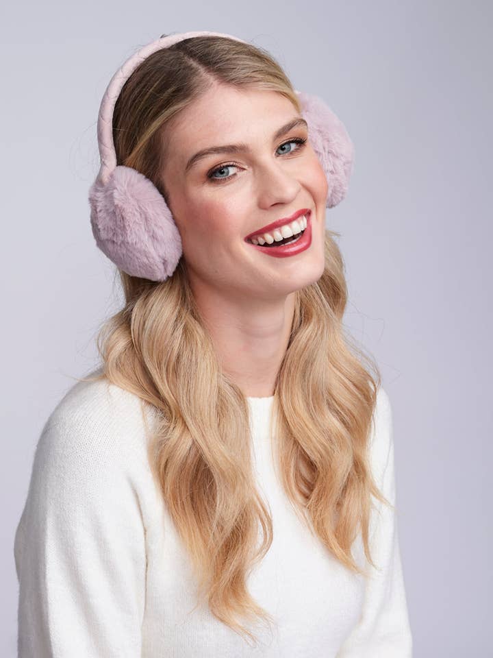 Margot Oorkap - Donkerroze voor wholesale door Pia Rossini Ltd