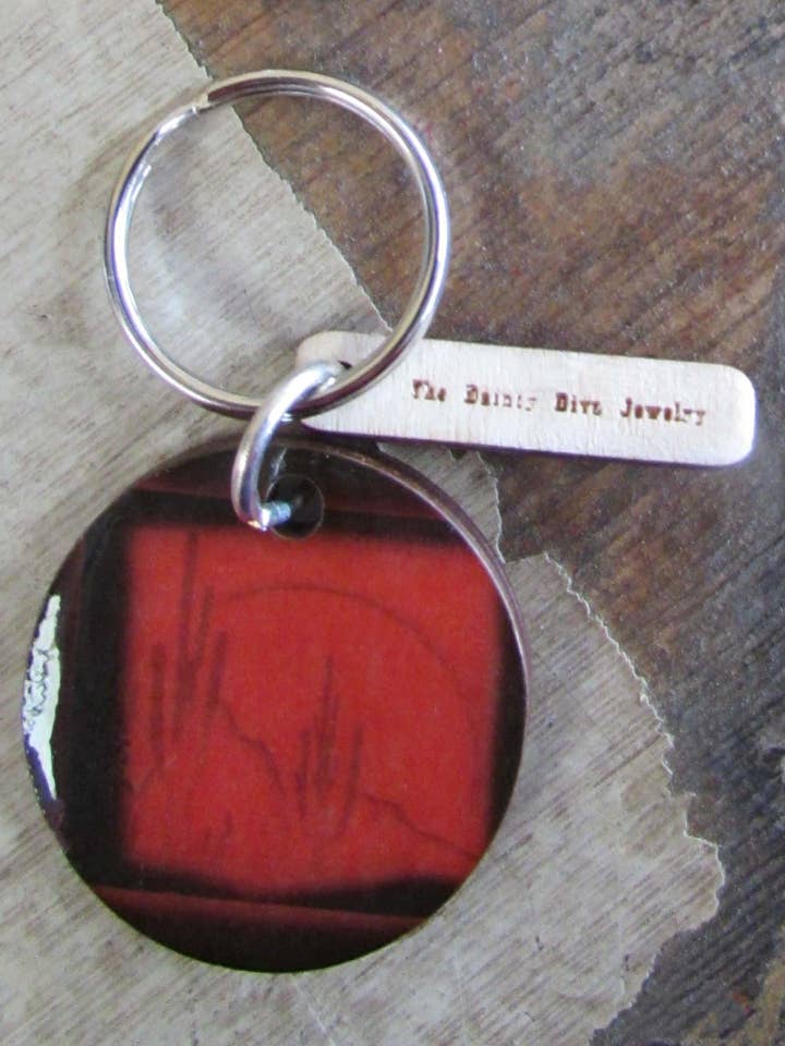 Rode woestijn sleutelhanger voor wholesale door The Dainty Diva Jewelry