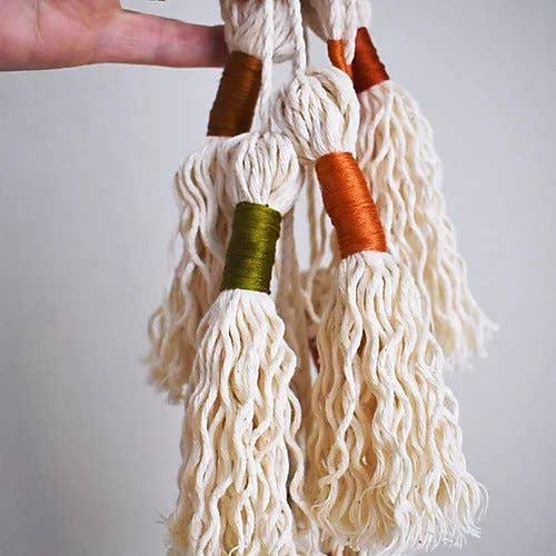 Studio Jane – wholesale Bunting/garland – Maple Tassel Garland1