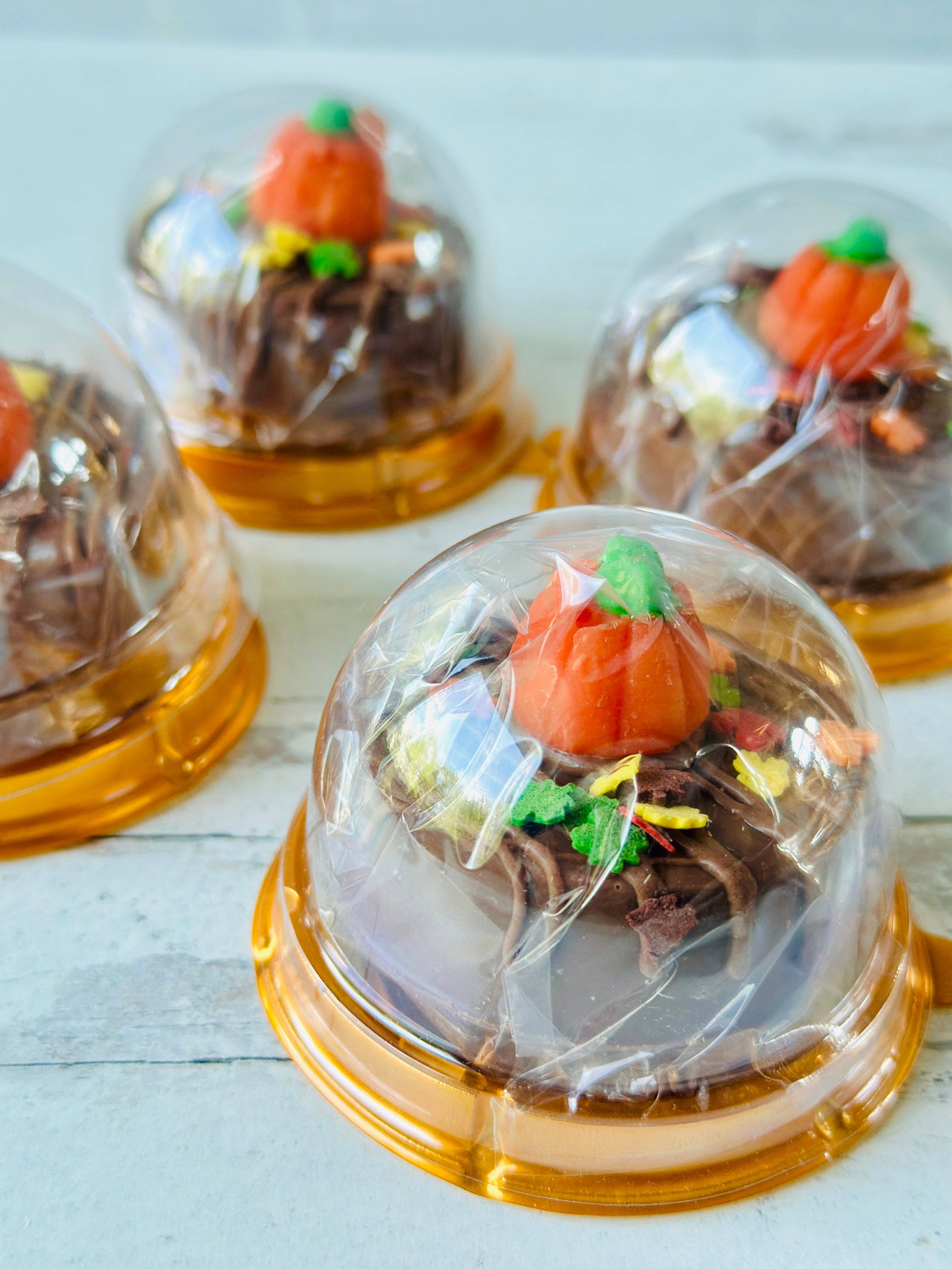 Chocolates Unlimited by Denise - Wholesale Chocolate Covered Sweets - Pumpkin Creme Chocolate Covered Oreos 10