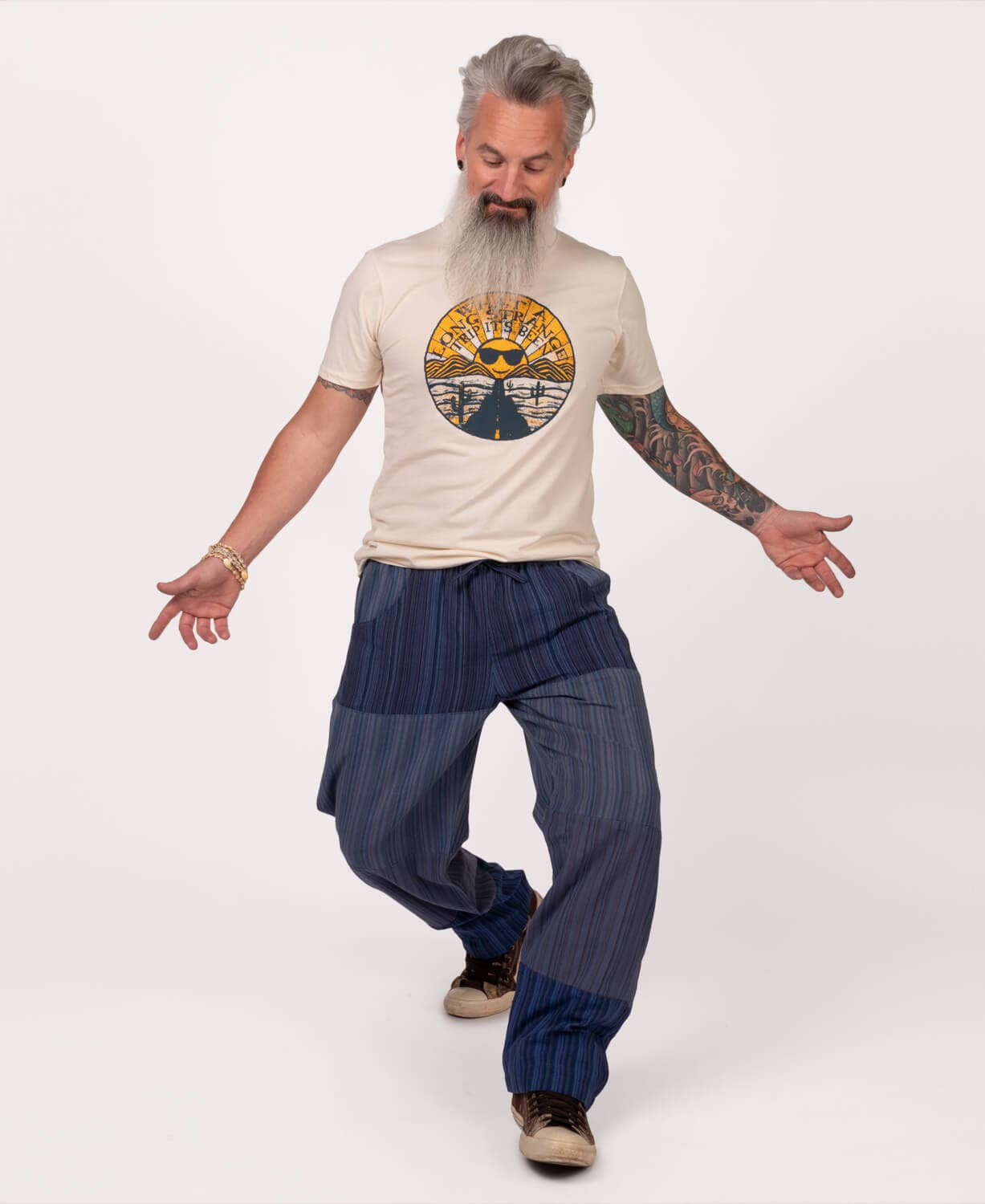 Soul Flower – Großhandel T-Shirt mit Siebdruck – Unisex – Langes, seltsames Abenteuer Bio-T-Shirt - Unisex - Hippie-Shirts7