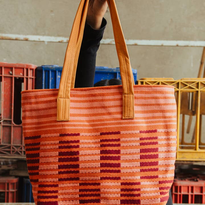 Awamaki - Wholesale Tote Bag - Women's - Woven Zip Tote10