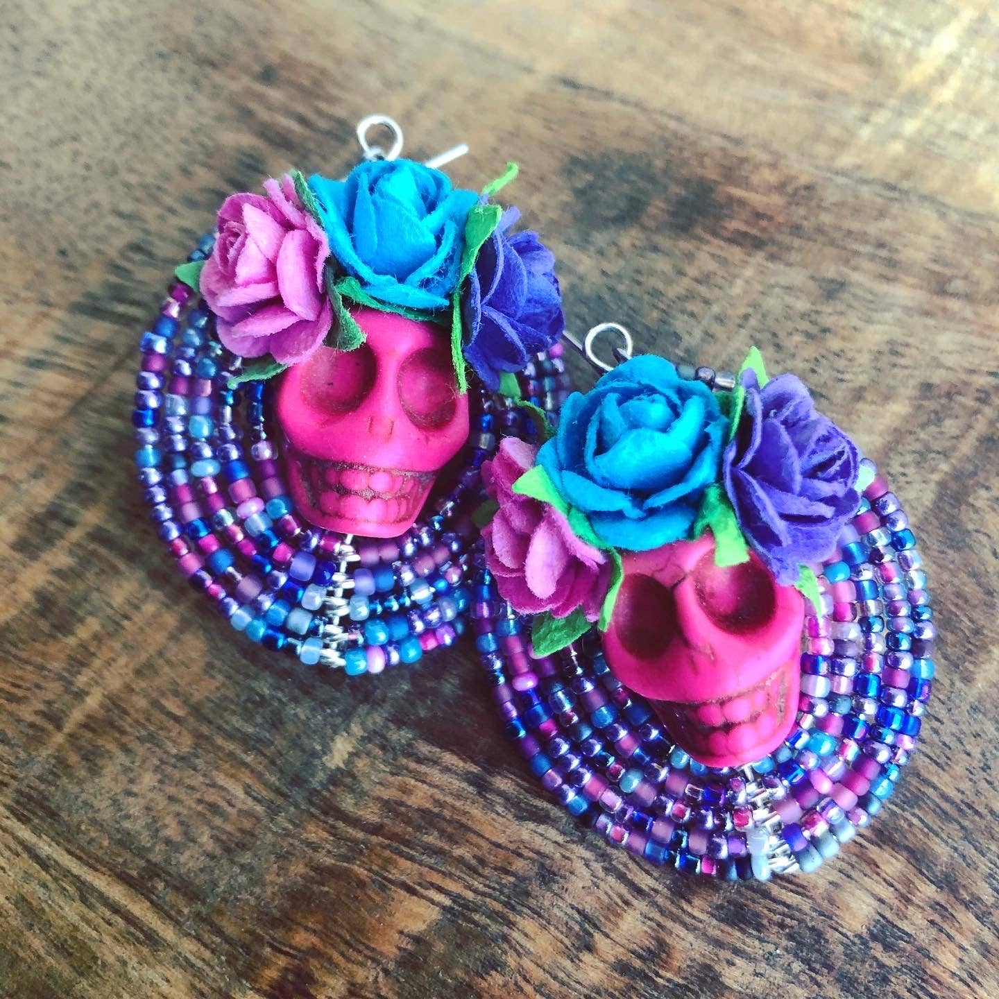 MorninGloria's - Wholesale Dangle Earrings - Dia De Los Muertos Frida Kahlo Flor Calavera Beaded Earrings3