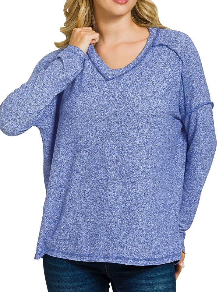 T-shirt Hi-low à coutures apparentes en Hacci mélangé doux pour la vente par Vanilla Monkey