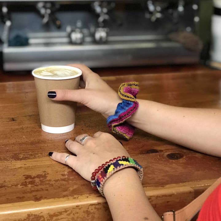 Lumily – Scrunchie - Mulher por atacado – Elástico de Cabelo Multicolorido em Têxtil Sustentável - Guatemala1