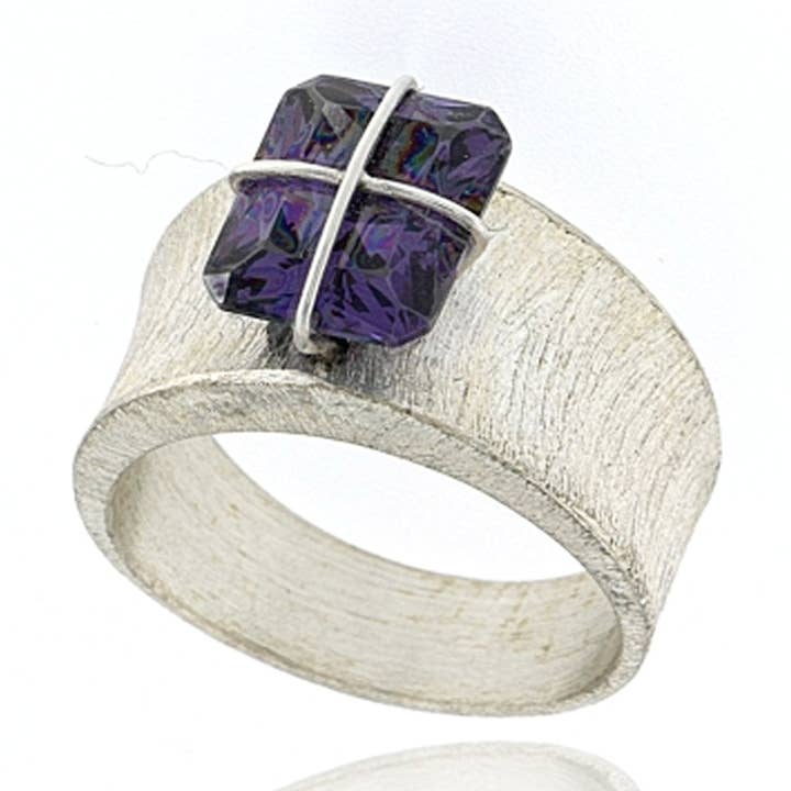 KF 727CZA for wholesale by Mysterium Collection