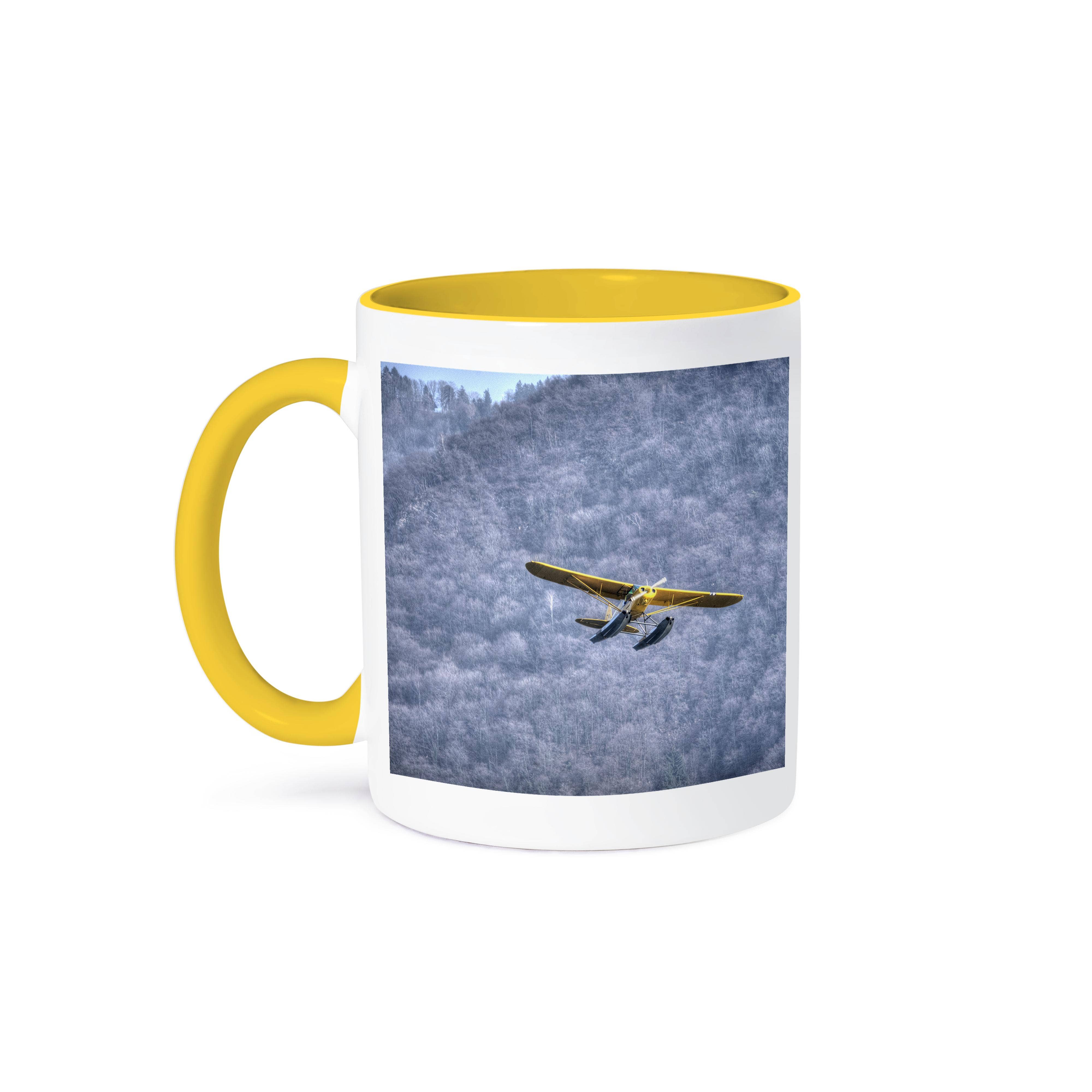 3dRose – wholesale Kaffekoppar – 3dRose, GULT FLYGPLAN SOM FLYGER ÖVER COMOSJÖN, Mugg0