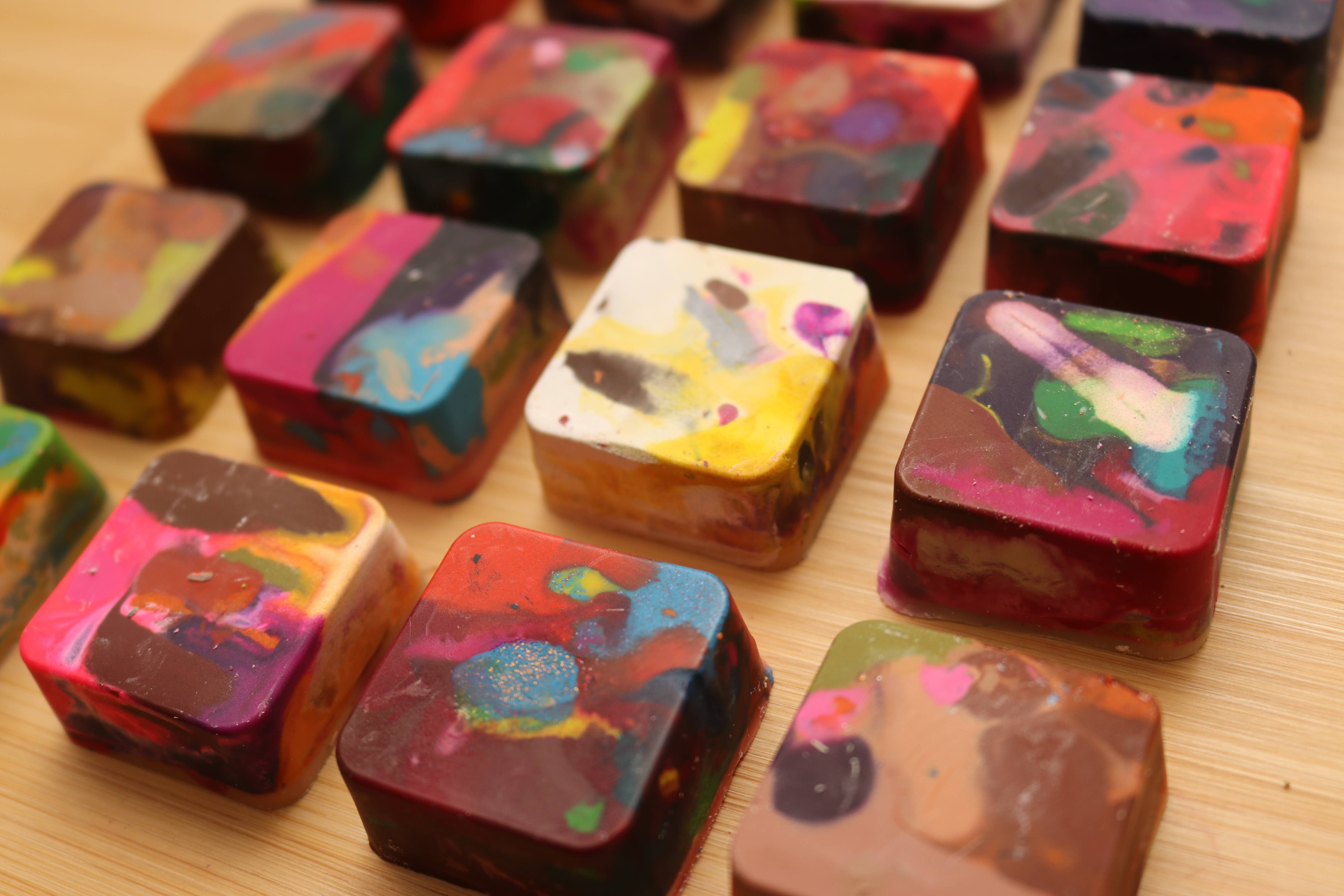 Color Me Crayzies™ - Wholesale Crayons - Kids & Baby - Square Crayzies (8 Count - JUMBO)1