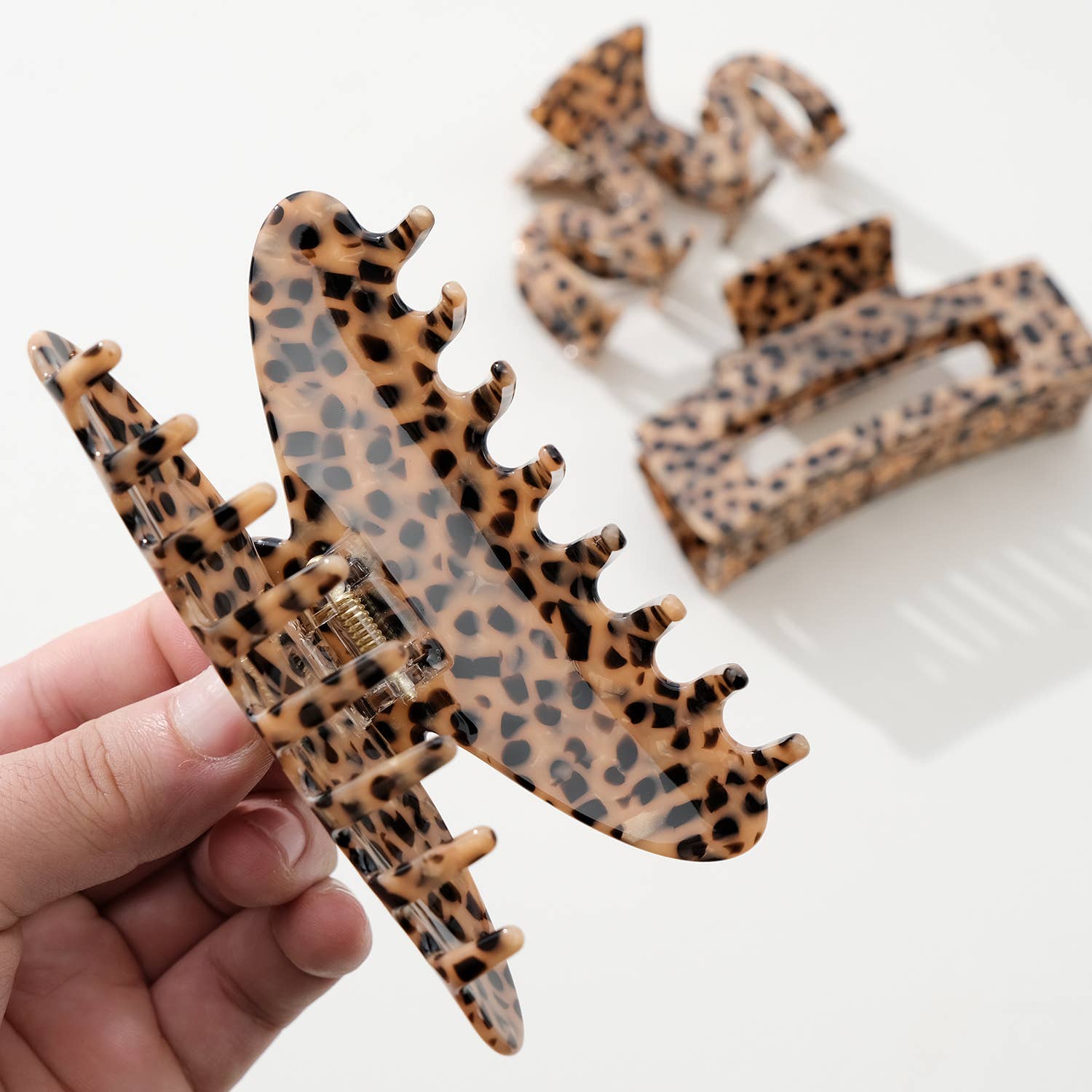 Wild Leopard Large - Assorted Claw Clips for wholesale on Faire9