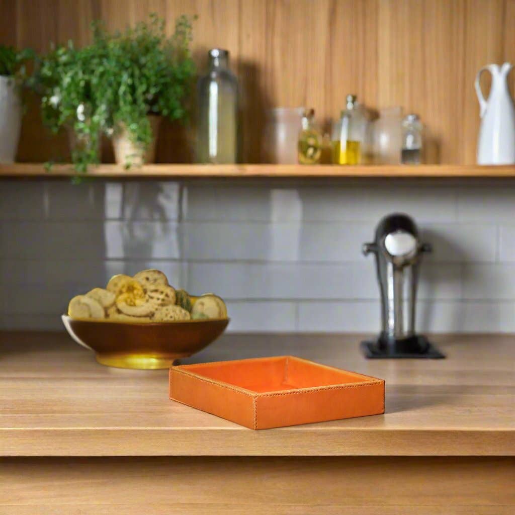 Bati Goods - Wholesale Decorative Tray - Monedas | Cedar & Leather Valet Tray5