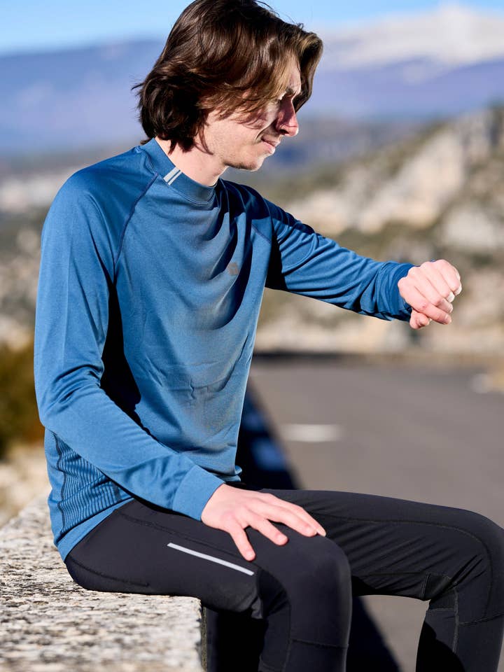 THE FAIR SPORT - Wholesale Athletic Top - Men's - The men's long-sleeve running & multisport top3